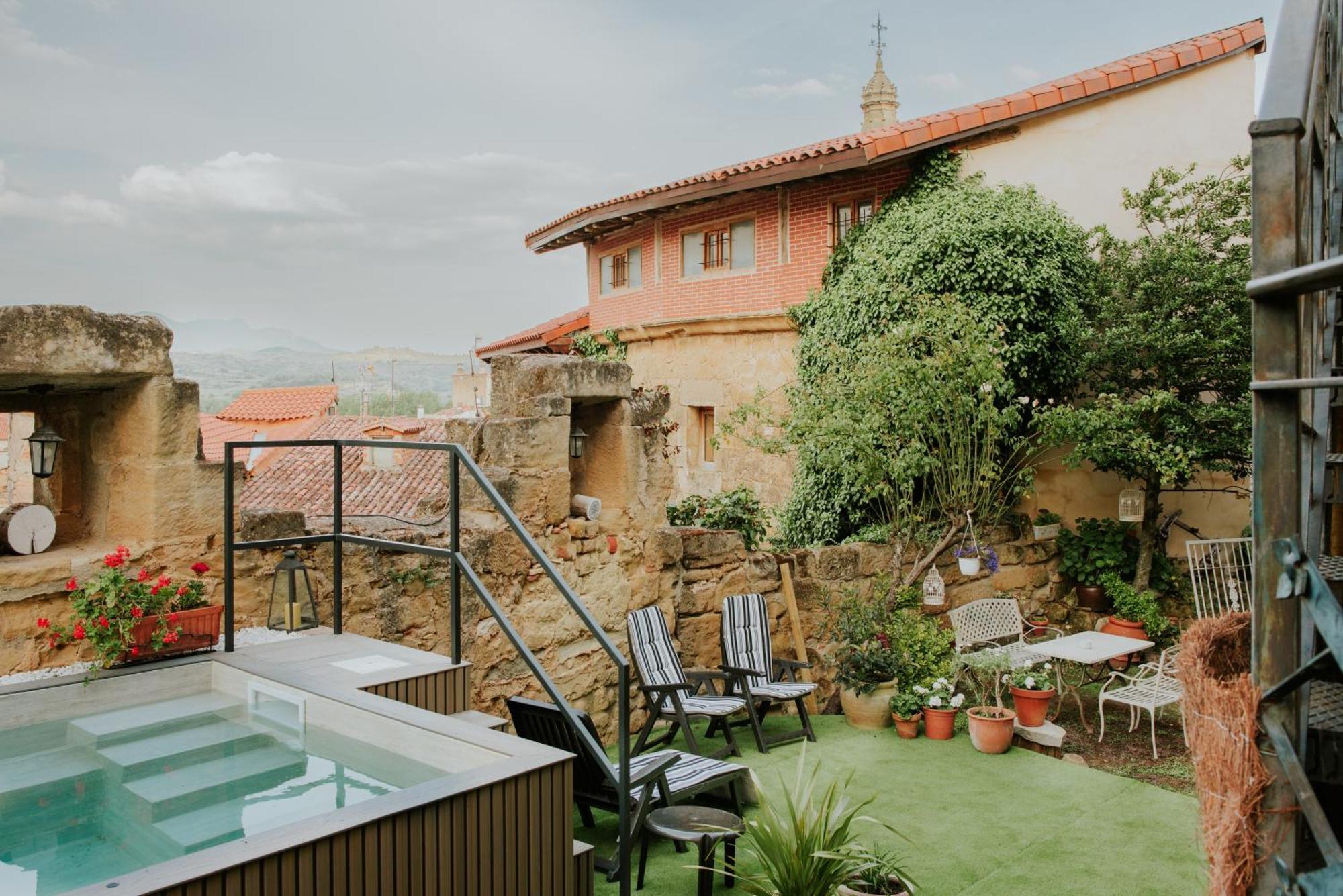 Hospederia Senorio De Brinas Hotel Buitenkant foto