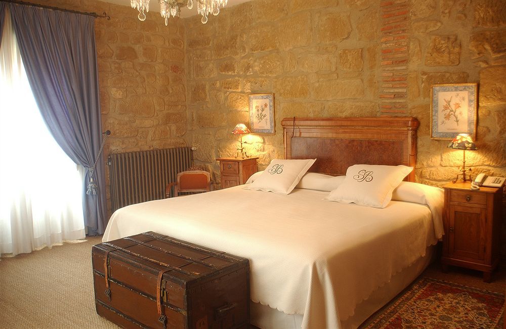 Hospederia Senorio De Brinas Hotel Buitenkant foto