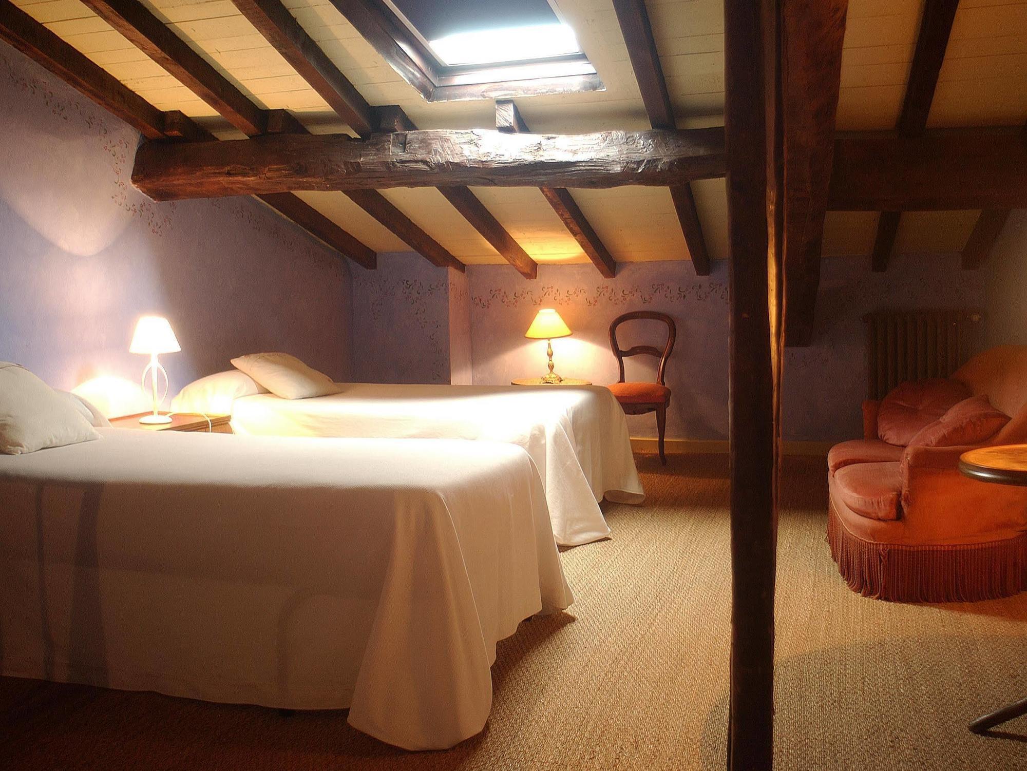Hospederia Senorio De Brinas Hotel Buitenkant foto