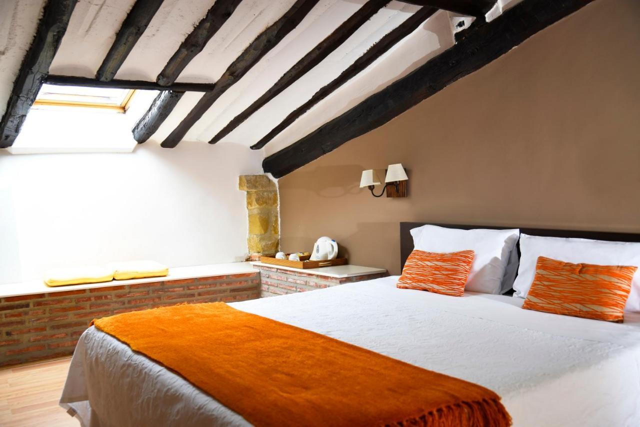 Hospederia Senorio De Brinas Hotel Buitenkant foto