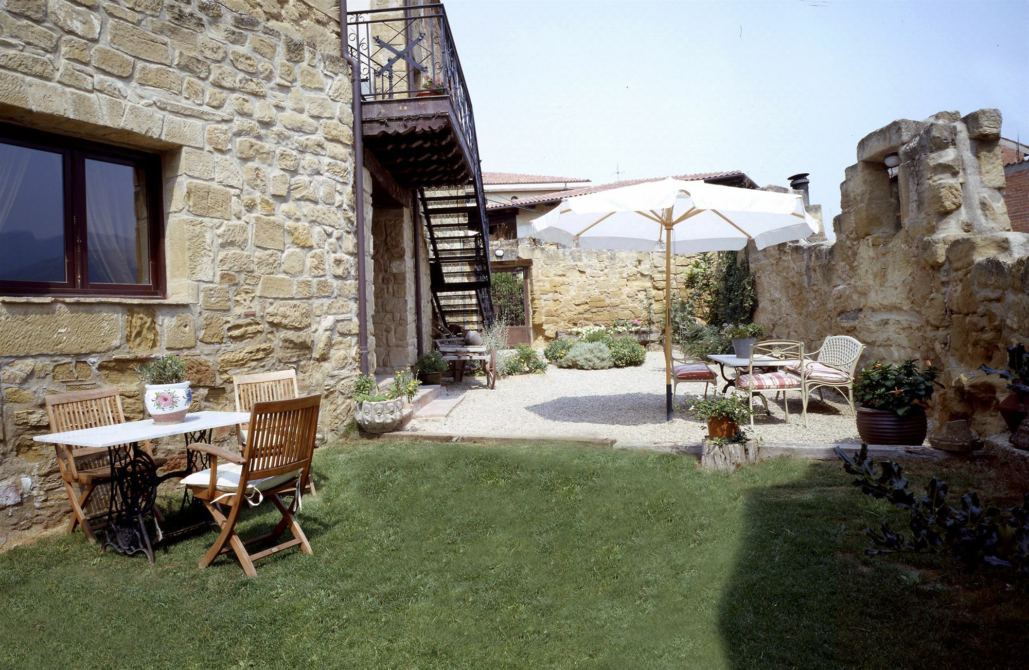 Hospederia Senorio De Brinas Hotel Buitenkant foto